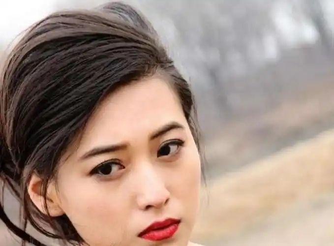 后来的宁丹琳依旧是绯闻不断,作品却不见的有一部像样的.