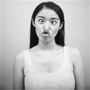 搞笑逗比女生头像个性黑白真人图片