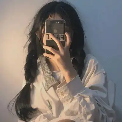 qq的头像霸气超拽女生真人