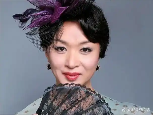 变性人金星的双性人生谈过女朋友也谈男朋友28岁变性成功