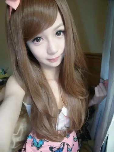 非主流大眼睛美女自拍照 性感mm自拍