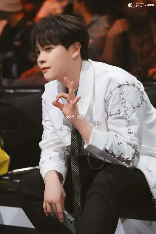 当手中的应援棒变成了拐杖 我也会不远万里去见你@尤长靖奖品:1