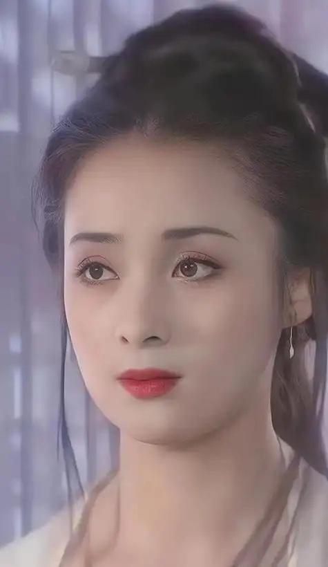 48岁蒋勤勤再获影后公开示爱陈建斌撒狗粮夫妻恩爱引网友羡慕