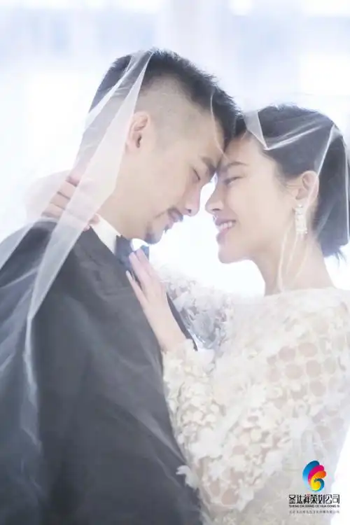 天珊夫妇婚纱照