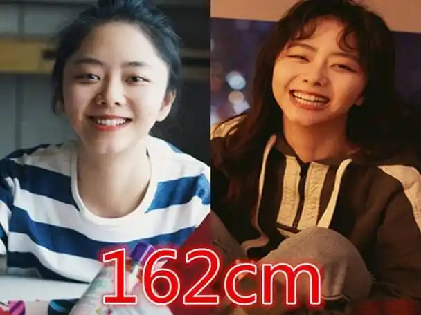 1,谭松韵的身高是162 cm体重是42 kg谭松韵女,四川泸州人,中国大陆