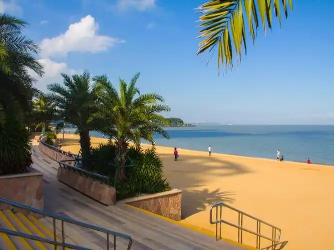 珠海哪里有免费的沙滩,可以游泳的?