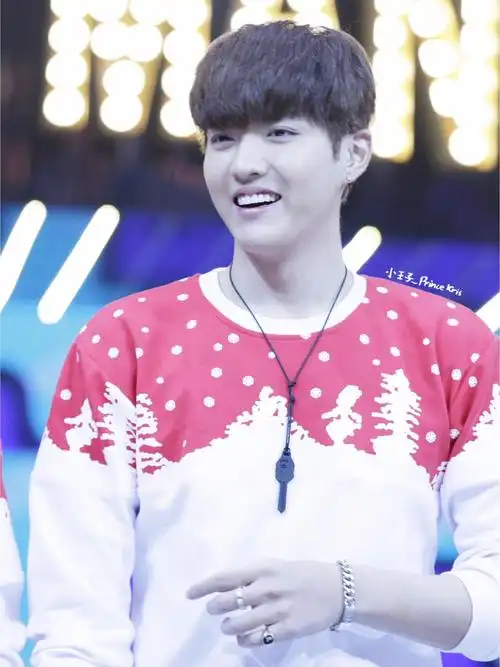 2015吴亦凡快乐大本营 录制_高清图片大全-爱豆app