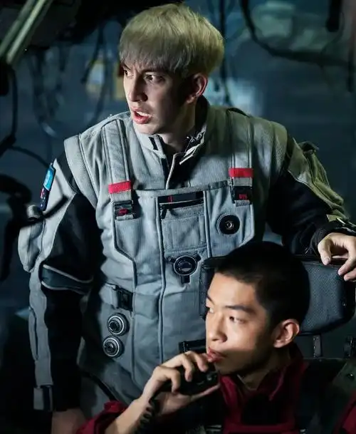 电视剧】陈妍希和陈晓婚后首次大银幕演人妻,和凤小岳张书豪浪迹天涯