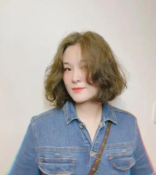 最火还是这三种,清爽自然真时尚|发型|碎发|蓬松短发|烫发|头型_网易