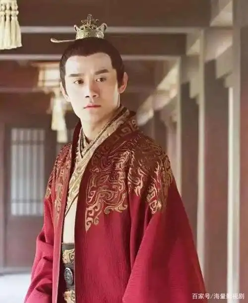 风流潇洒,幽默智慧的靖王王凯的古装帅气照