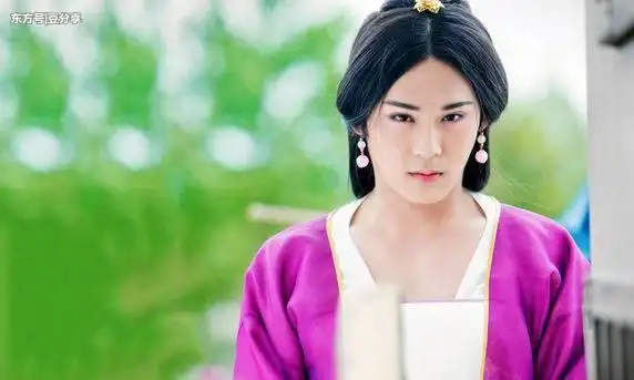 第九:陈奕 书上的兰陵王本身就是一个美男子,陈奕的