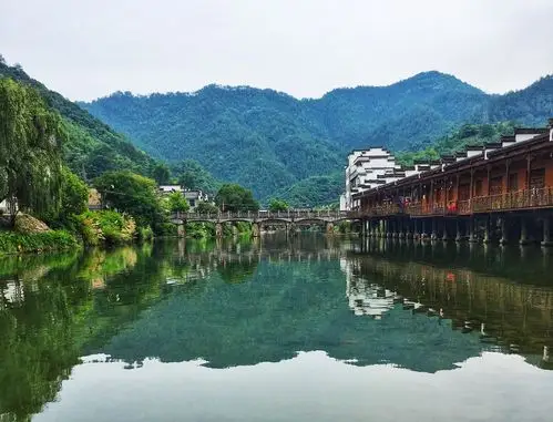 寻梦徽州(四)瑶里古镇 写美篇  瑶里古镇地处皖,赣两省,四县(安徽祁门