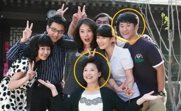 自从得到了父母的认同与支持,王骁便更加奋发向前,投身于演艺事业的