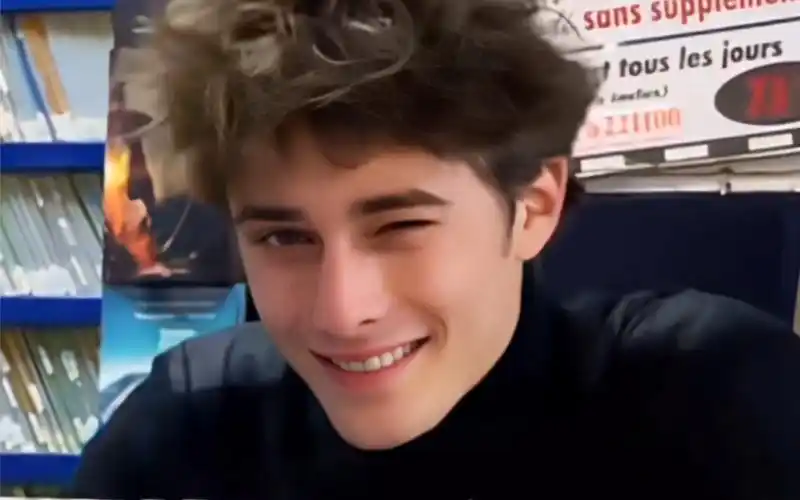 怪不得人送外号"马甜甜",马老师真的甜!