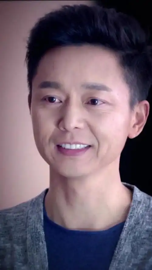 演员刘奕君,奉子成婚难长久,带着儿子再婚终于到找到自己的幸福