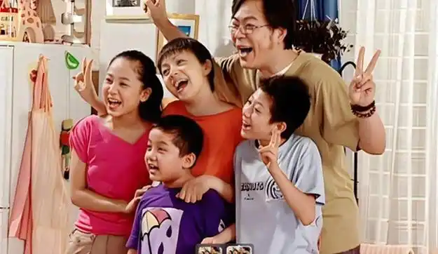 19年后家有儿女演员现状有人去世有人成一线有人变富豪