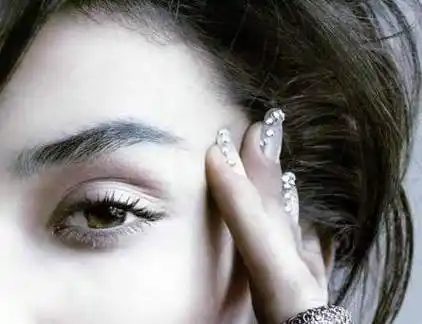 什么长相女人容易出轨,出轨女人的面相特征