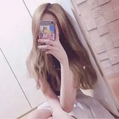 女生手机控可爱