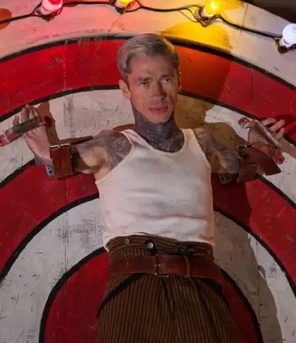 美国怪谭中的海豹人真名是?