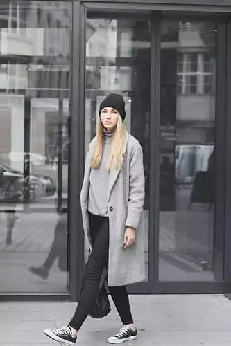 灰色搭配什么颜色好看?_手机搜狐网