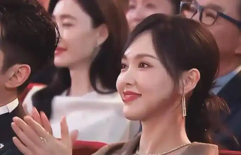 原创肖战再次获奖并不不意外胡歌唐嫣实至名归意难平该和解了