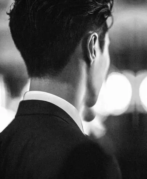 看着他们的背影就心动?除了林彦俊还有这么多帅哥?