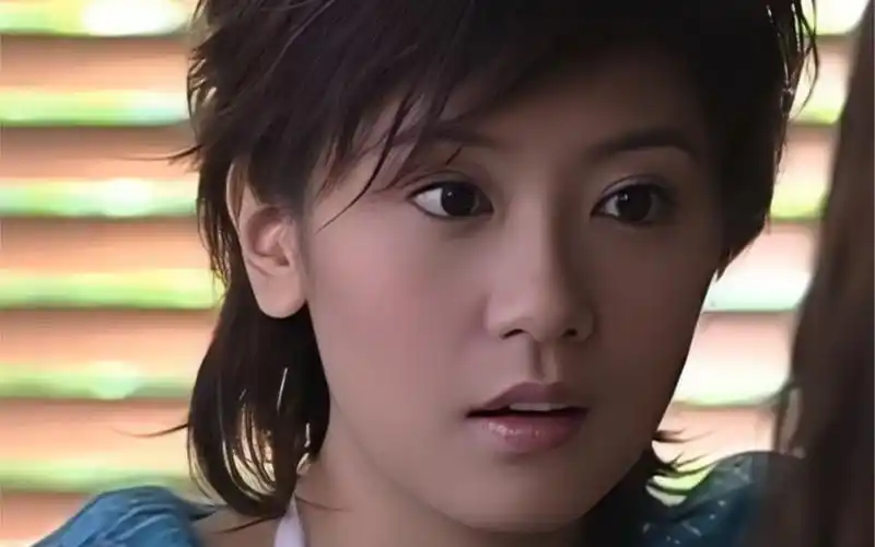 由于你涉嫌,偷走我的心,根据爱情法第520章,1314条规定,现以爱之名