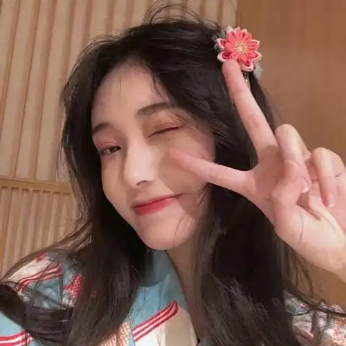 9张清纯可爱的女生头像图片