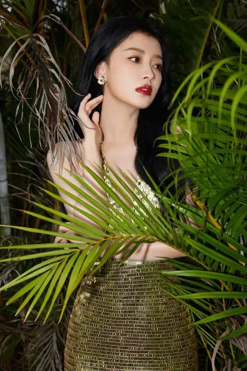 孙怡路透生图##孙怡海岛气质大片