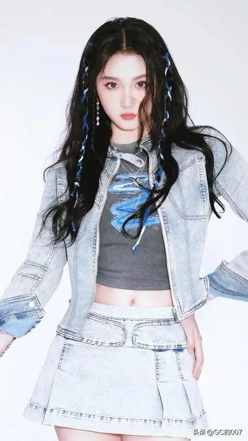 明星图片关晓彤