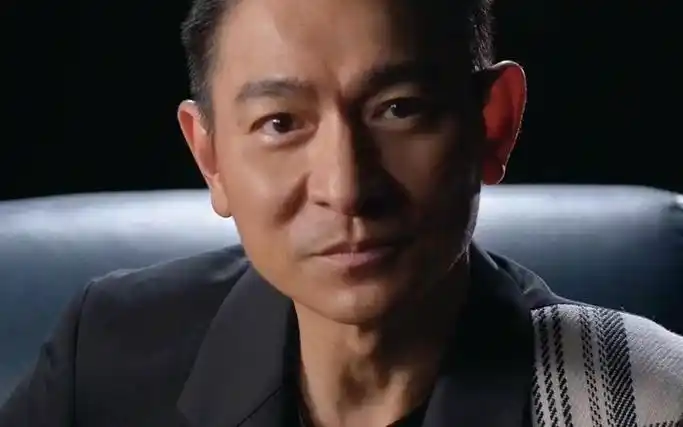 9月23日晚上9点刘德华与你直播间分享芝华仕头等舱生活方式,全球华迷