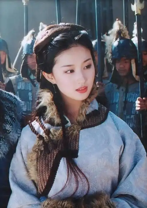 有些人,你看到她,就知道是主角|王语嫣|刘亦菲|天龙八部_新浪新闻