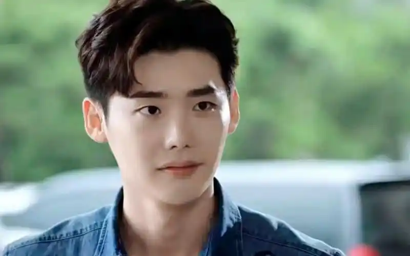 【李钟硕】w两个世界.听见你的声音.异乡人 . 匹诺曹.死之咏赞