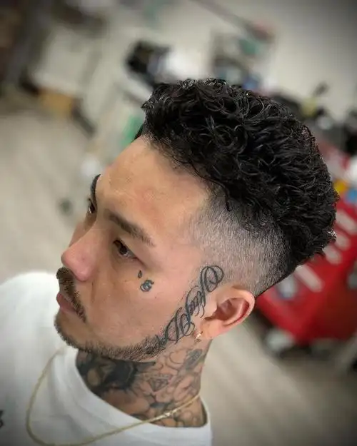 新流行男士发型推荐,清爽时尚很百变,剪完大不一样