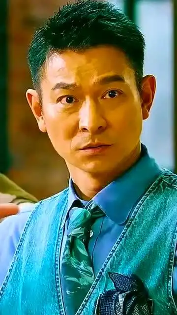 不老男神刘德华,年轻时候很帅吧!