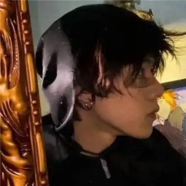 少年感十足的男生头像真人高清半身 优质风格的质感男头有格调