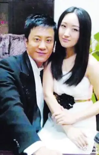 19岁出道,21岁问鼎歌坛,因爱情2次隐退的杨钰莹,49岁孑然一身