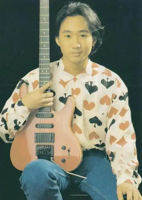 无聊发个帖 谢霆锋:我的偶像只有一个,那就是黄家驹