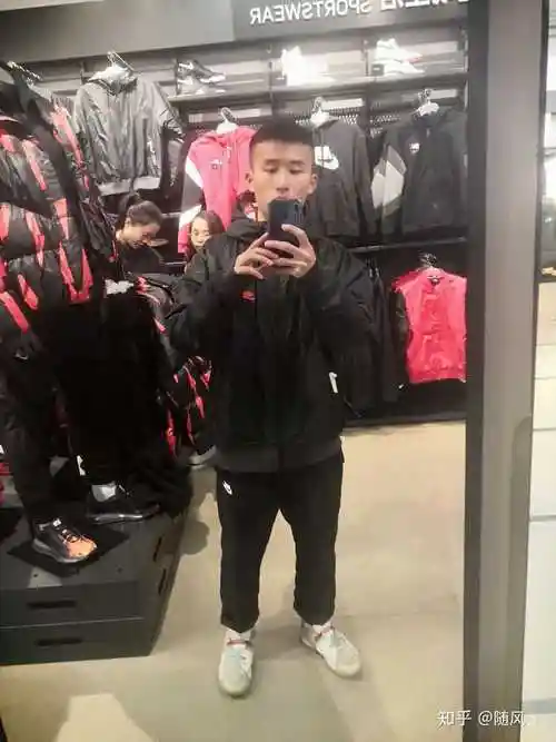 本人女身高176,体重140左右胖吗?