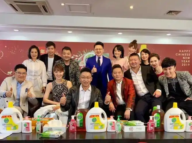 独家朱桢王冠倪琳上海这些个主持人的唱功究竟如何看这档节目就知道