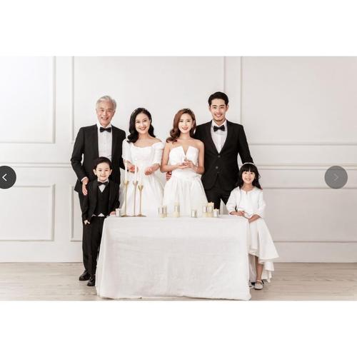 新款影楼主题服装亲子一家六口时尚便装全家福礼服西服婚纱套装【15天