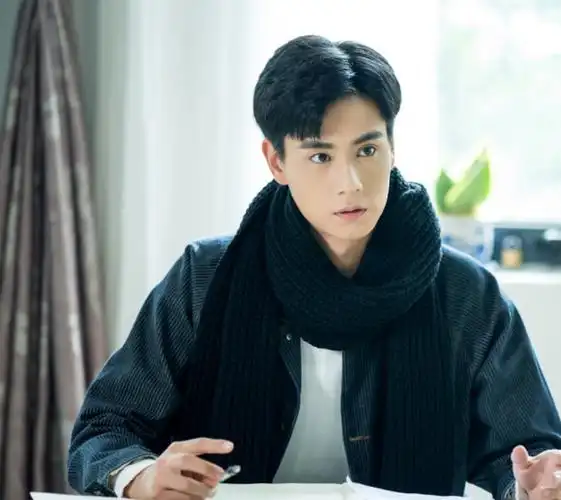 《亲爱的,热爱的》中吴白是谁扮演的?