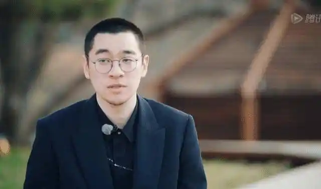 陈粒感情大起底,靠祝星走红,承认不忠诚陈陈陈,和春夏惺惺相惜_网友