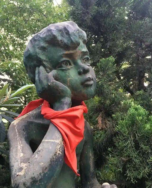 小萝卜头被追认为革命烈士,他是共和国,乃至世界上最小的烈士,他的英