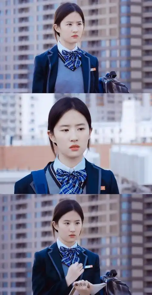 穿上校服的刘亦菲 ,这简直就是大家心目中初恋的样子!