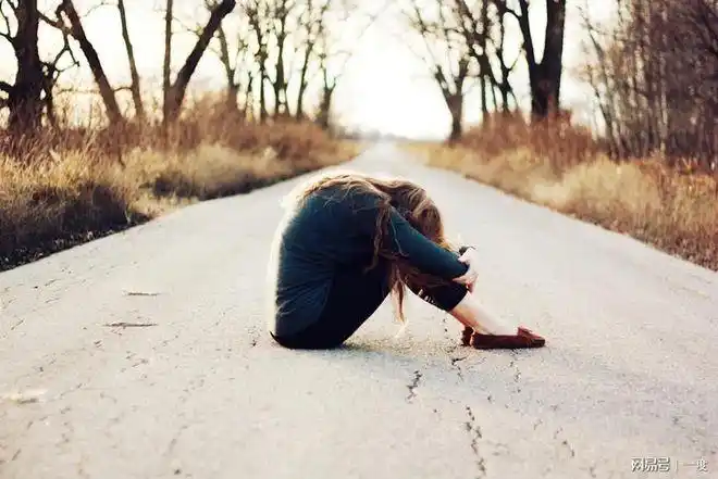 别当为了失恋伤心的傻子这些理由告诉你分手后才是成长的开始