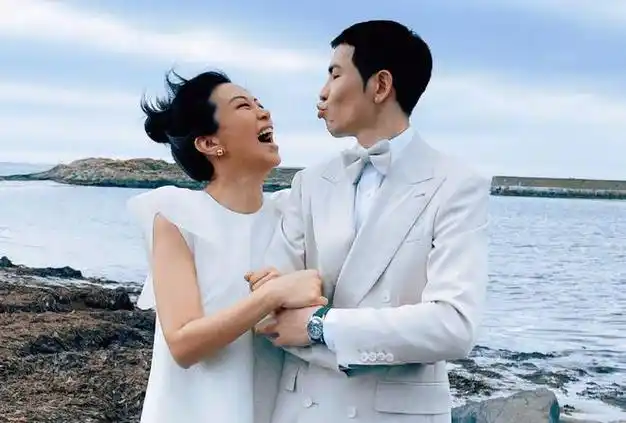 结婚,大量婚纱照曝光,男帅女美超般配|甜蜜|昆凌|唱片|周杰伦|贾静雯