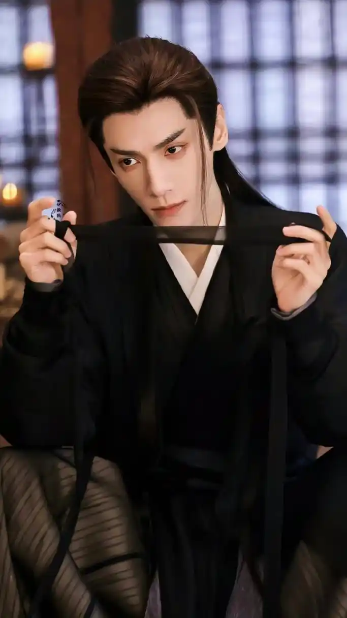 罗云熙古装高清壁纸头像(十八)[期待]