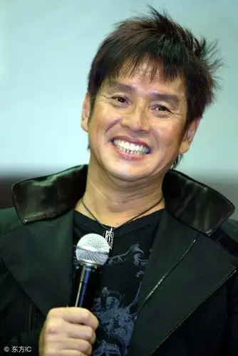 歌手,音乐人,演员:谭咏麟