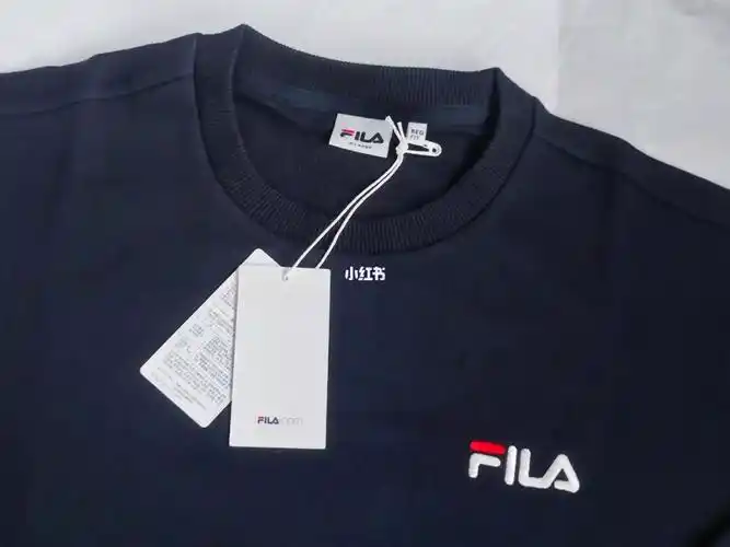 斐乐卫衣_斐乐怎么样_卫衣_百搭_潮流_好物推荐_服装